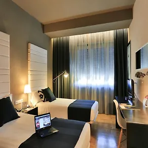 https://habitus-leyre.biarritzhotels.info